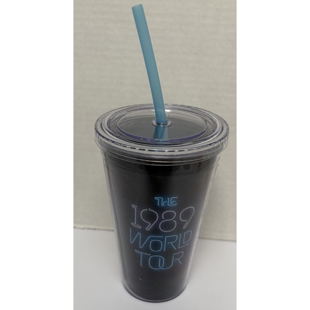 Rare TAYLOR SWIFT "1989 WORLD TOUR" VIP TUMBLER PLASTIC‎ CUP Tour Merchandise